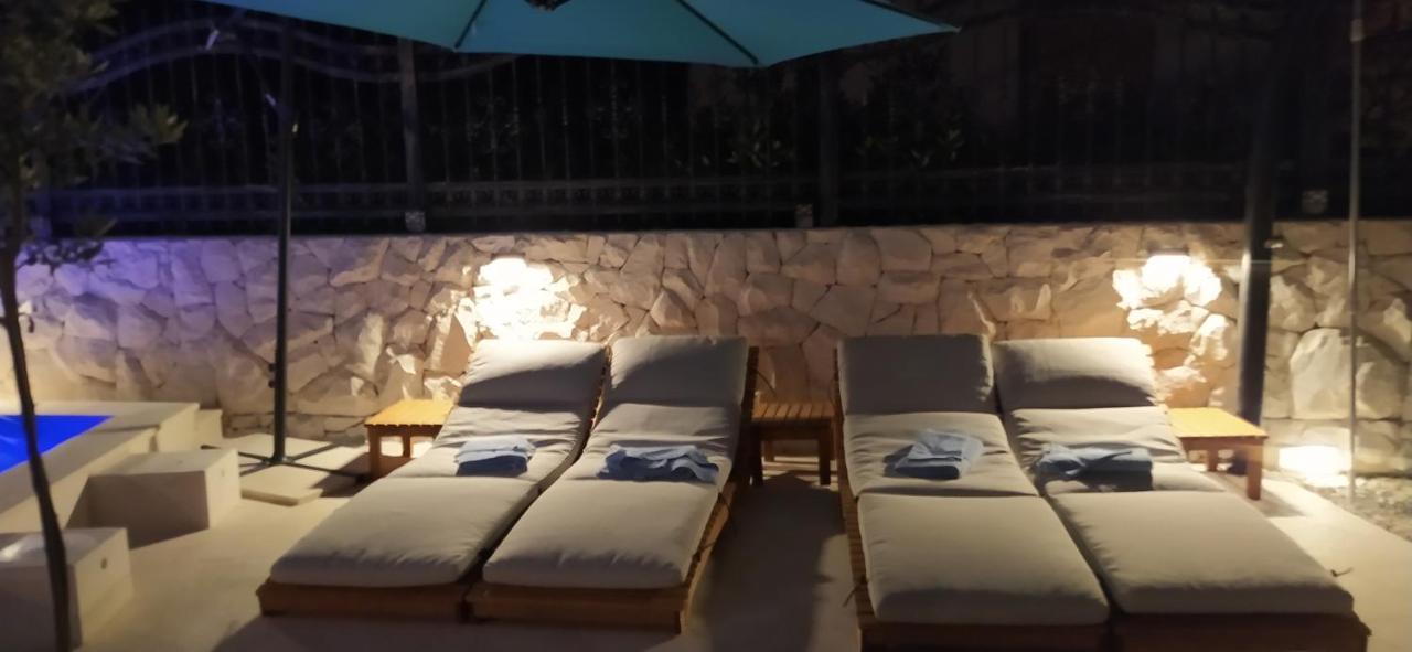 Villa Mira 特罗吉尔 外观 照片